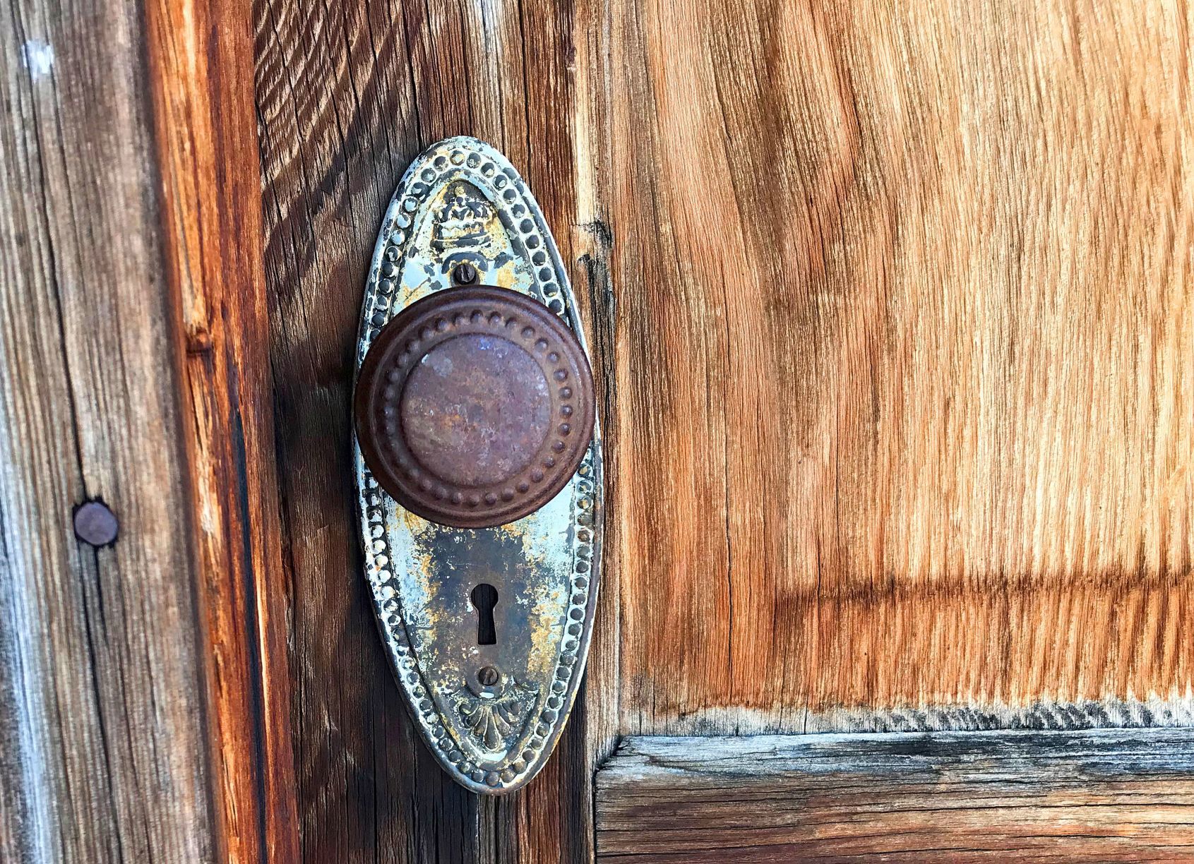 Old knob